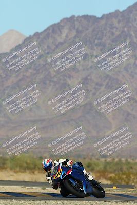 media/Dec-06-2024-CVMA Friday Practice (Fri) [[e1d1c5d4fc]]/4-Group 4 and Trackday/Session 3 (Turn 14)/